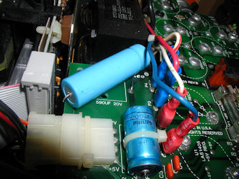 CS1 590uF 20v cap in position C1