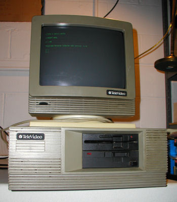  The Televideo PM/286 Computer with 8 user ports. The PM/286 is a near IBM AT 